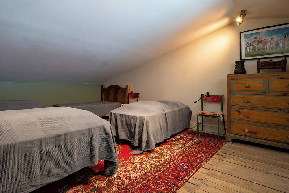 Une maison d’exception chargée d’histoire pour sublimer vos souvenirs en famille in Satillieu, Région de Tournon-sur-Rhône