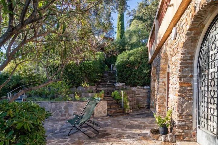 Appartement de vacances pour 4 personnes, avec jardin