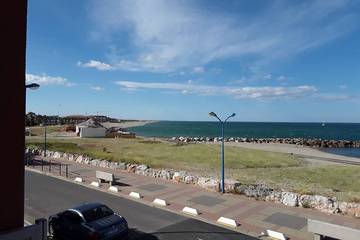 Location de vacances pour 2 personnes, avec balcon et jacuzzi à Sainte-Marie-la-Mer