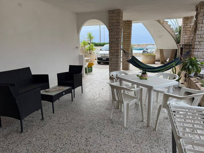Hel lägenhet, Apartment 'Kambusa Homes - Al Porto - Sinistra' with Sea View, Wi-Fi and Air Conditioning in Torre Vado, Tarantobukten