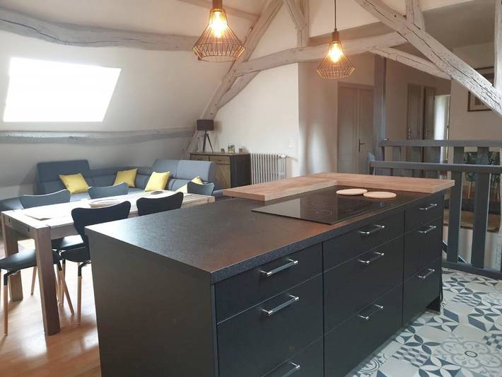 Gîte pour 6 personnes, avec vue à Saint-Claude-de-Diray - 2