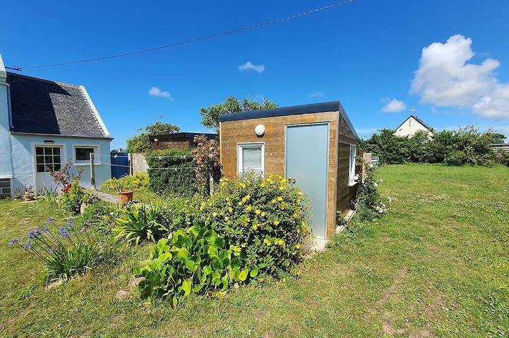 Maison Bleue 80 m2, Proche de la Mer, Jardin Clos, Gr 34 in Plouguerneau, Brest region