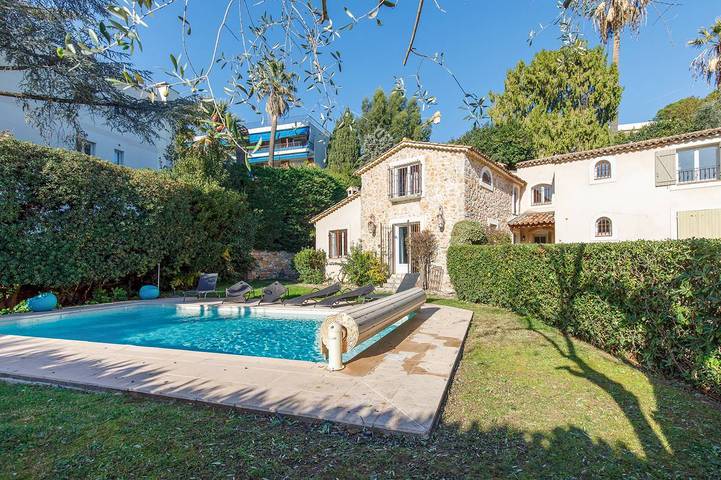 Ganze Ferienwohnung, Ferienwohnung für 12 Personen mit Pool in Cannes, Mittelmeerküste (Frankreich)