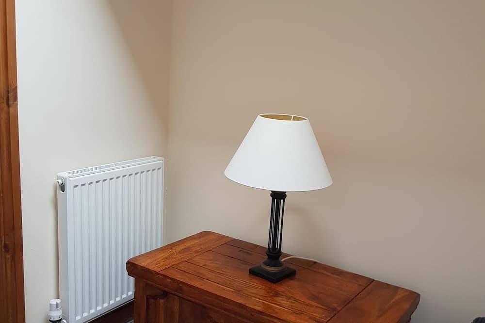 Entire apartment, Church View at the heart of Lindley in Huddersfield, West Yorkshire