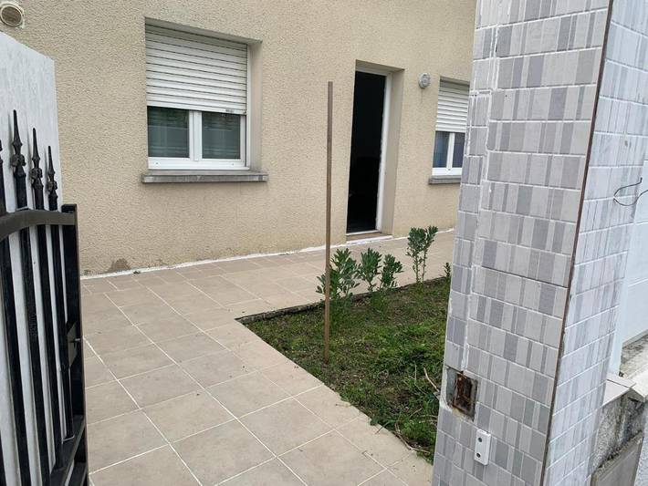 Gîte pour 4 personnes, avec terrasse et vue à Lormont - 4