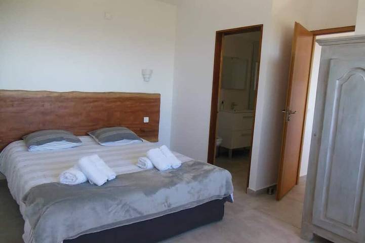 Appartement entier, Résidence Mina 4*-appartement T2 vue mer in Sainte-Lucie de Porto-Vecchio, Zonza