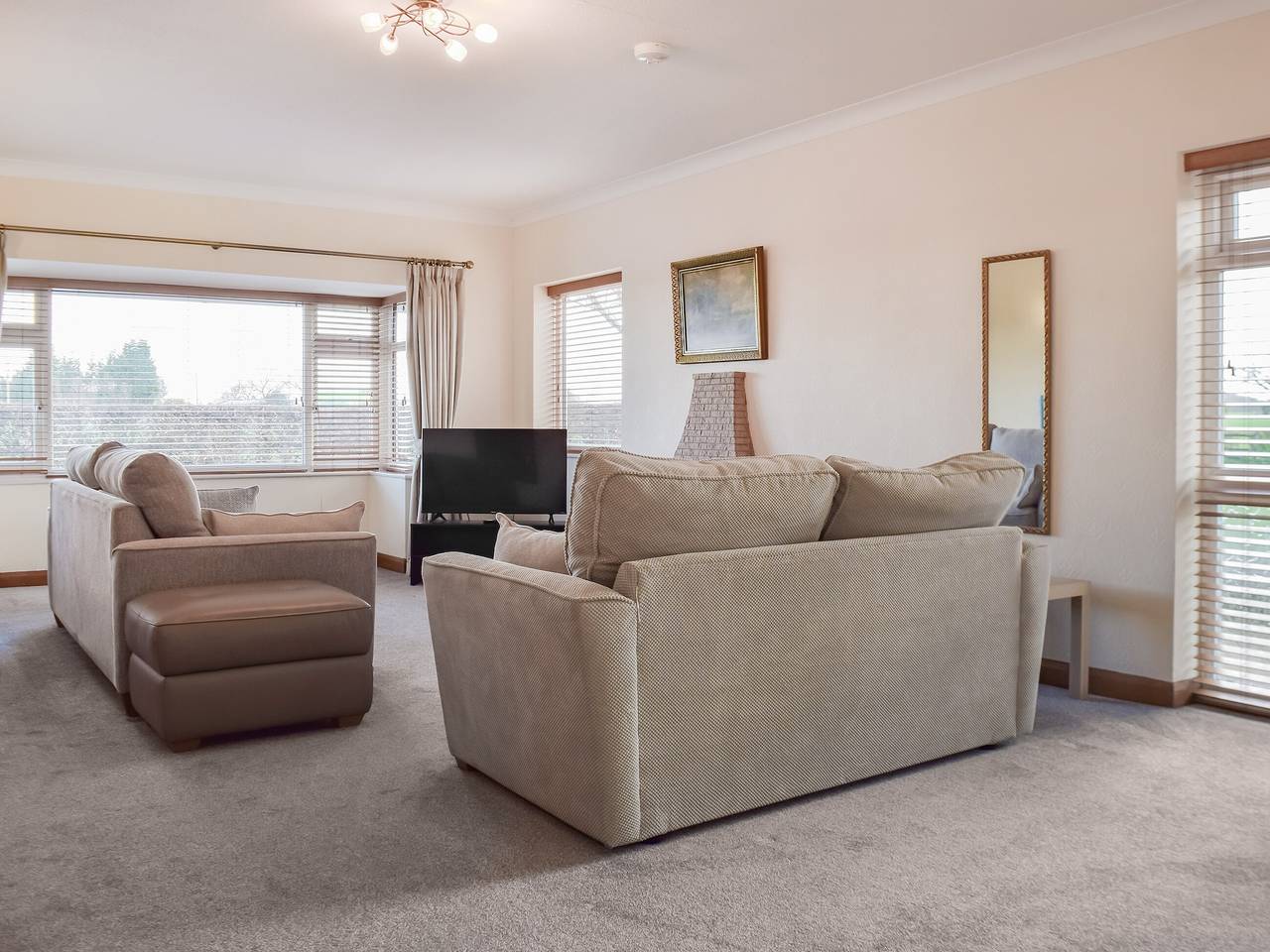 Lyncroft Holiday Bungalow in Betchton, Cheshire East