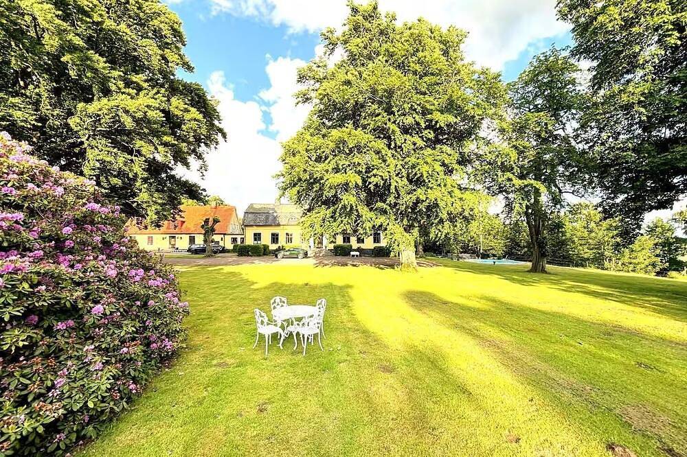 Wohnen in historischer Herrenhaus-Atmosphäre auf dem Gutshof Svedberga! in Helsingborg, Skane