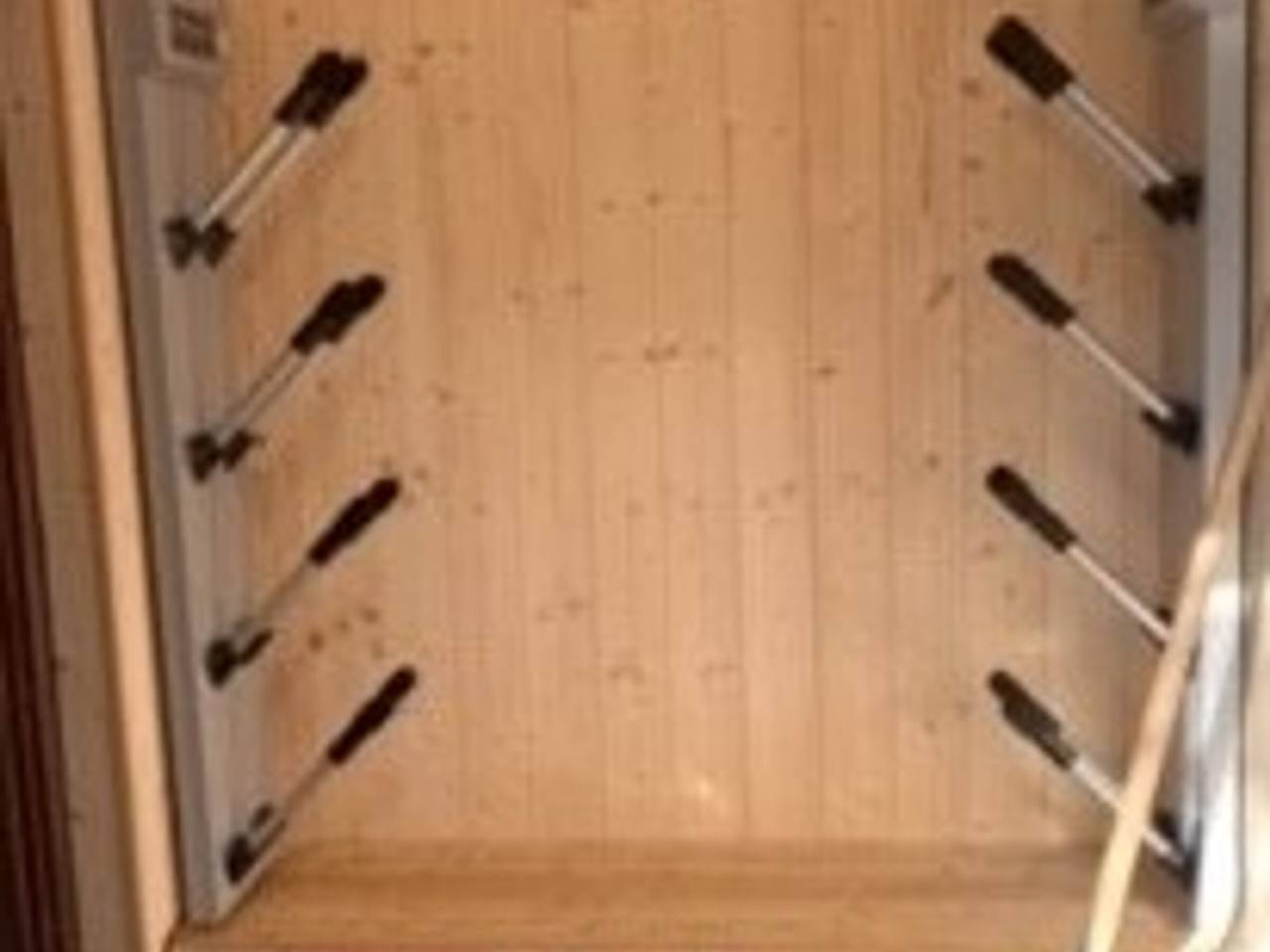 Large modern chalet for 14 in Super Besse in Super Besse, Besse-et-Saint-Anastaise