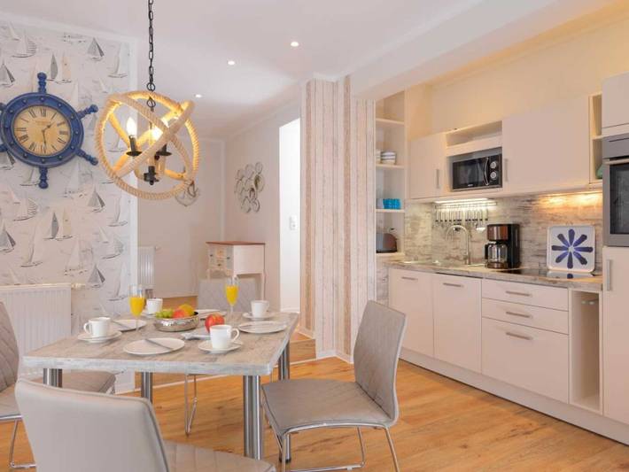 Ferienwohnung für 2 Personen, mit Balkon und Terrasse sowie Garten in Boltenhagen - 3