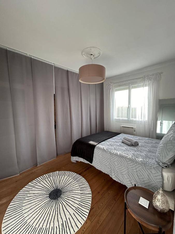 Location de vacances pour 6 personnes, avec vue et balcon ainsi que piscine et jardin à Tonneins - 2