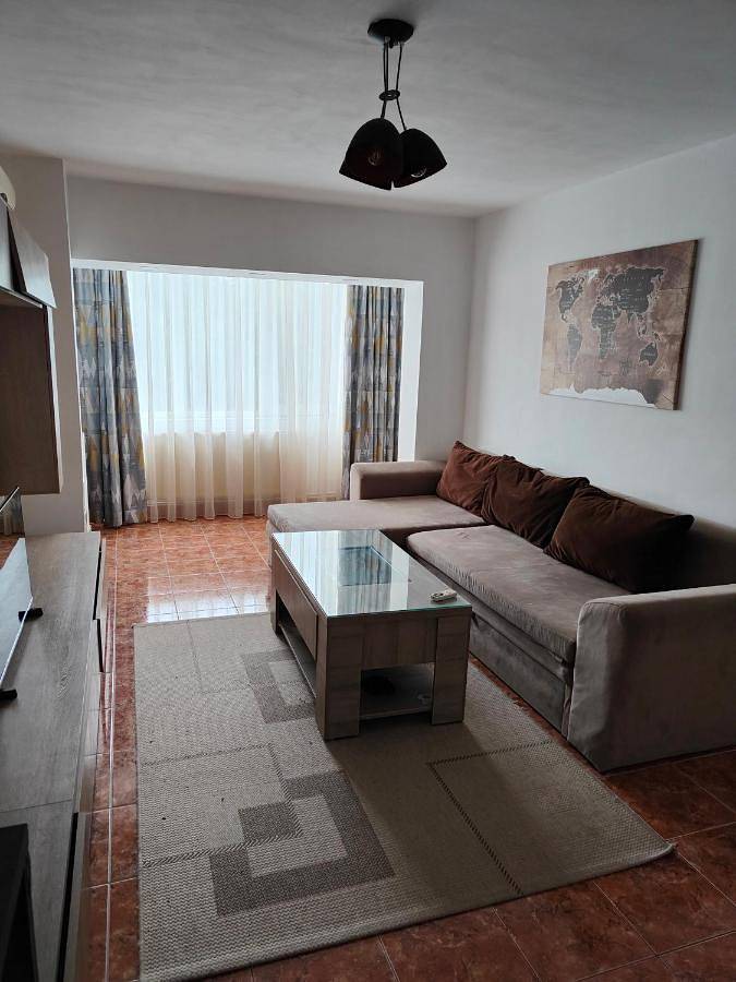 Gîte pour 4 personnes, avec vue dans Mangalia