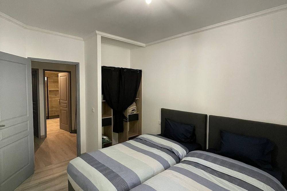 Appartement entier, Maison à la Hauteur d un Beau Village in Apt, Parc naturel régional du Luberon