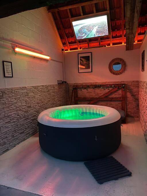 La Demeure du Cerf gîte de charme 6P avec piscine chauffée & spa, Sologne, proche Center Parcs, Lamotte-Beuvron et Zoo de Beauval in Chaon, Sologne