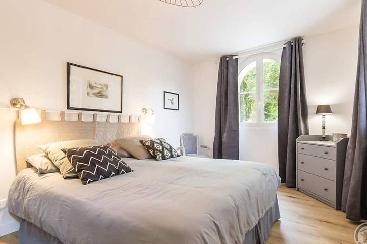 Gîte pour 6 personnes, avec jardin, animaux acceptés dans Rauville-la-Bigot - 4