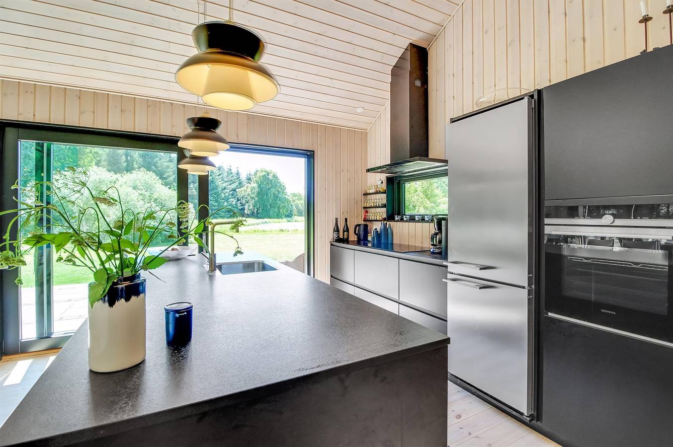 Beautiful home in Grenaa w/ Sauna, Wifi and 3 Bedrooms in Gjerrild Nordstrand, Grenaa