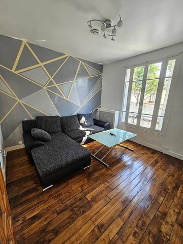 Location de vacances pour 7 personnes, avec jardin et vue à Drancy