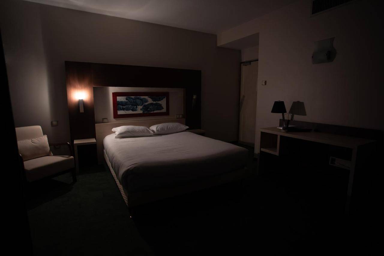Elema Hotels Beauvais ex Hostellerie Saint Vincent Beauvais Aeroport in Beauvais, Oise