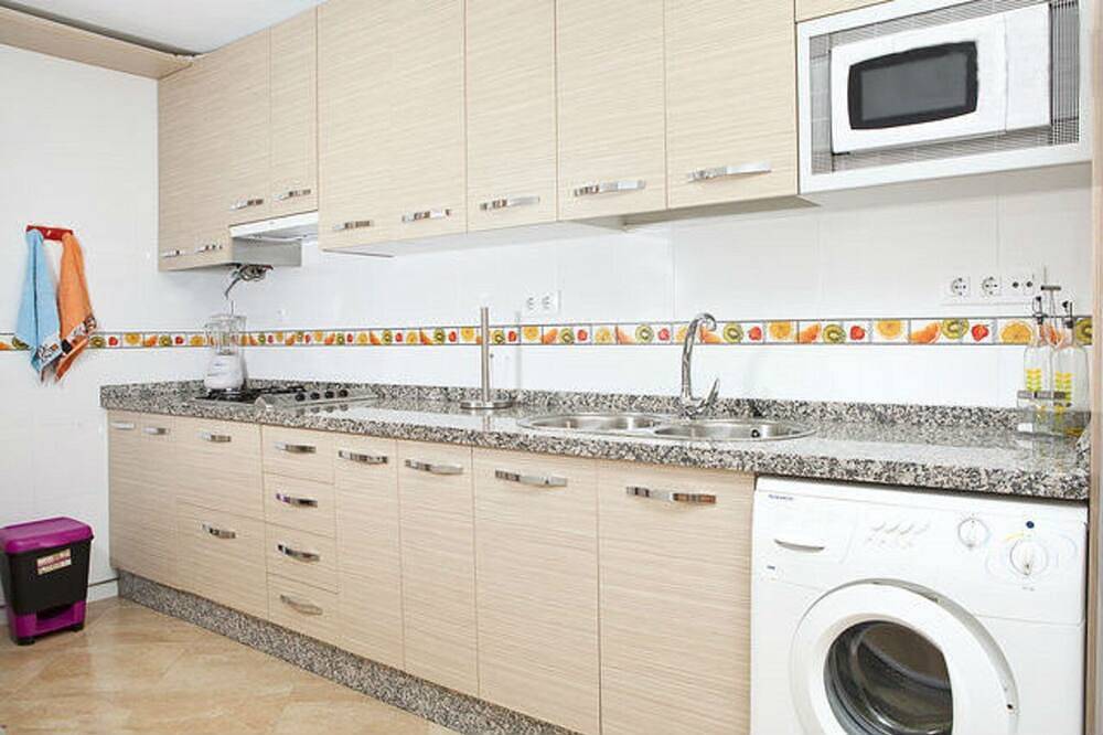 Apartment for 5 People in San Miguel de Cabo de Gata, Almería