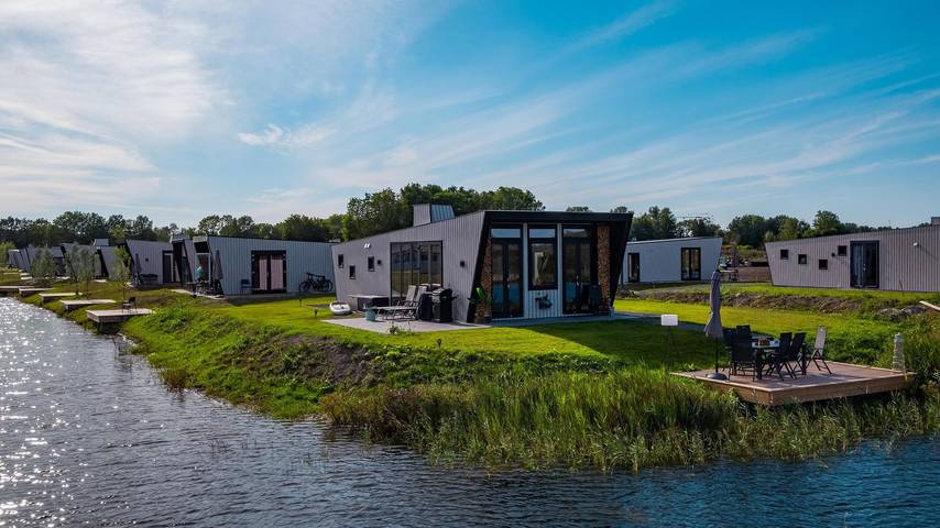 Ferienhaus für 4 Personen, mit Balkon/Terrasse und Terrasse sowie Garten in Kampen