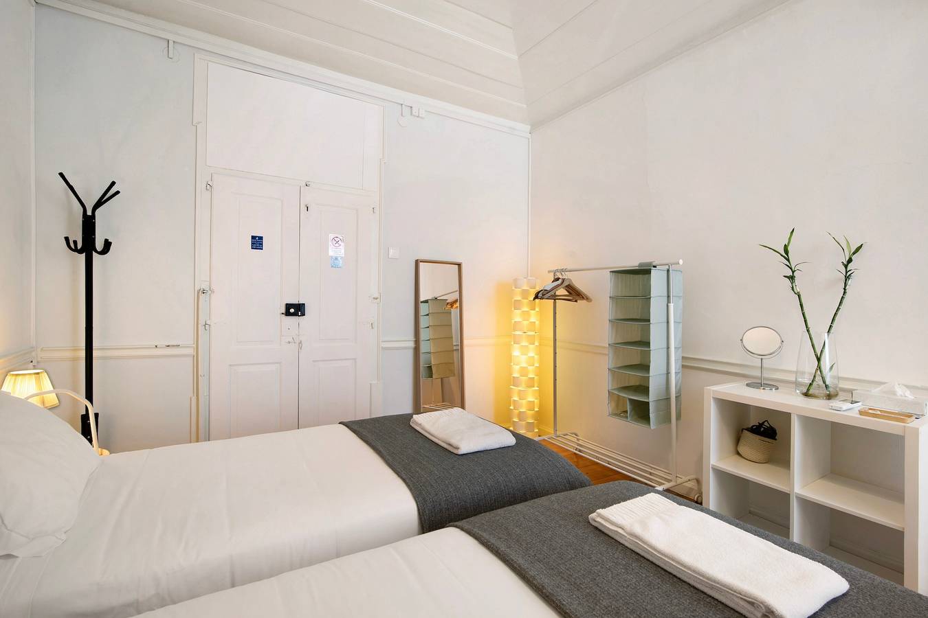 Quarto 'Quarto 6' com terraço partilhado, Wi-Fi e ar condicionado in São Pedro (Faro), Faro