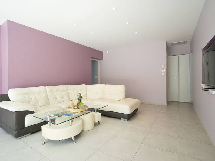 Location de vacances pour 10 personnes, avec jardin ainsi que piscine et terrasse, animaux acceptés au Grau-d'Agde - 3