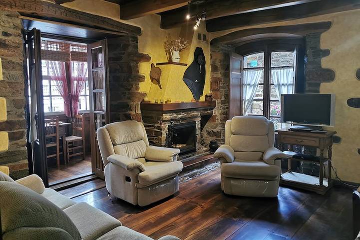 Auberge pour 10 personnes, avec jardin et jacuzzi - 1