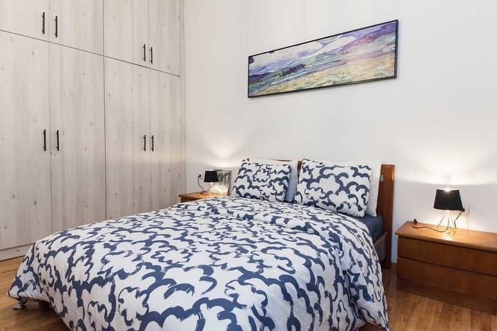 Appartement entier, Appartement de vacances pour 4 personnes avec jardin in Section centrale d'Athènes, Athènes