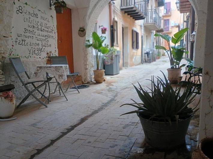 Location de vacances pour 4 personnes, avec terrasse et vue à Mazzarino - 2