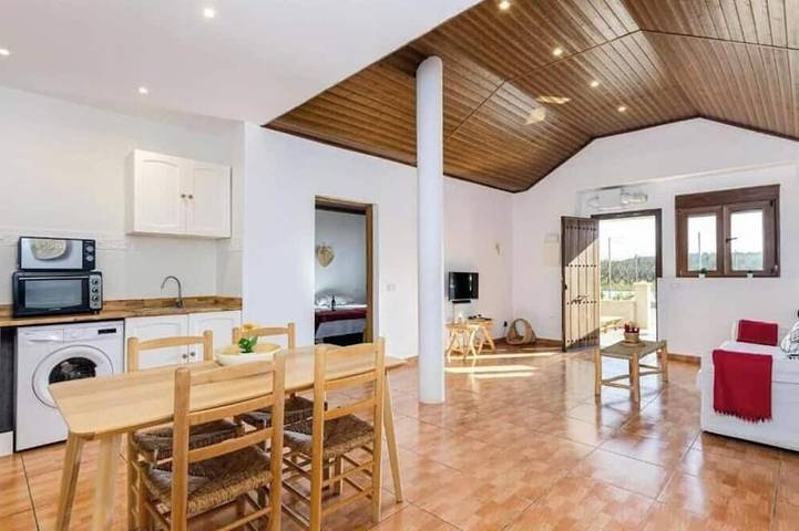 Apartment for 4 people, with pool in Inca