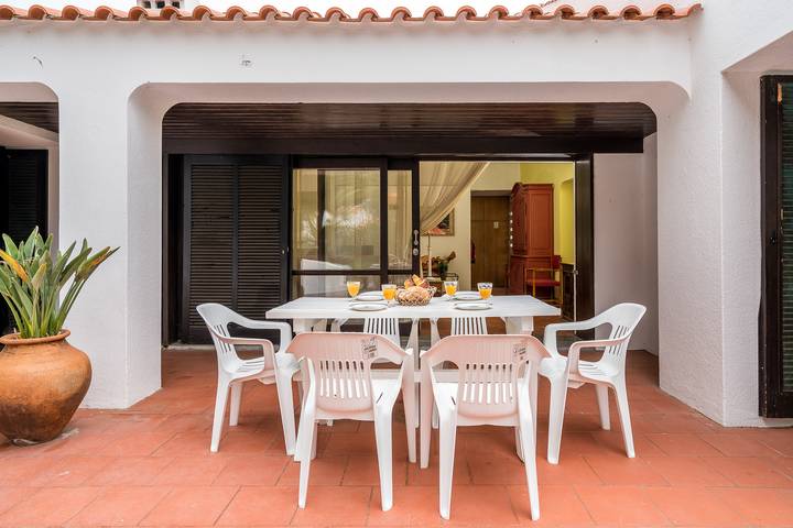 Falésia Beach Villa (S30) in Praia da Falésia, Albufeira e Olhos de Água