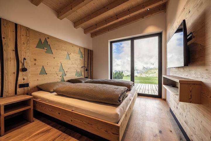Charming 2-Bedroom Chalet at Stabingerhof Farm, South Tyrol in Brixen, Dolomiti Superski