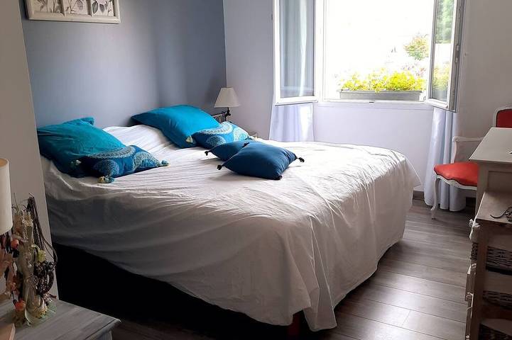 Location de vacances pour 8 personnes, avec jardin et terrasse à Montgivray - 4