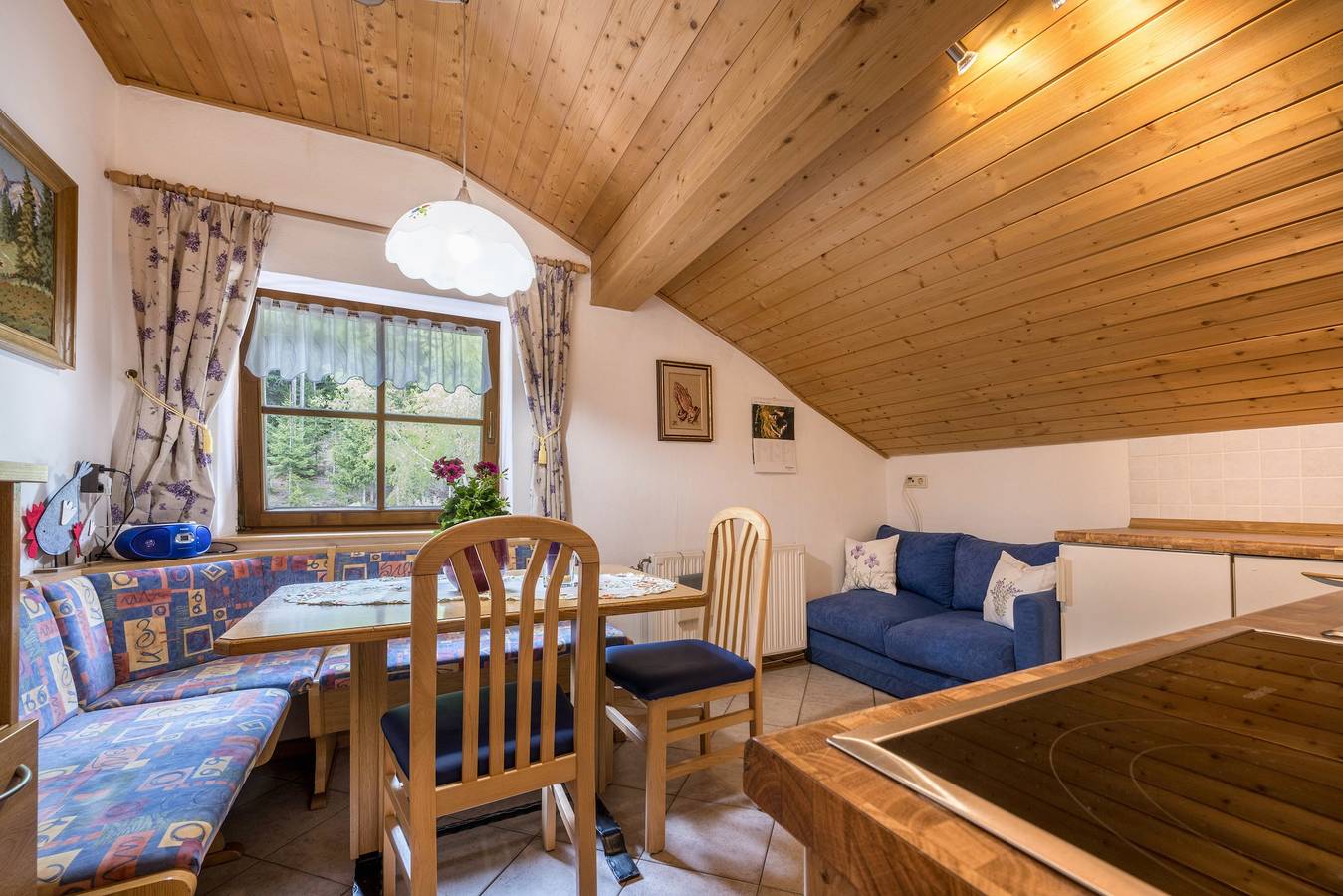 Ganze Wohnung, Ferienwohnung "Waldesruh" mit Bergblick, Balkon & Wlan in Spinges, Mühlbach