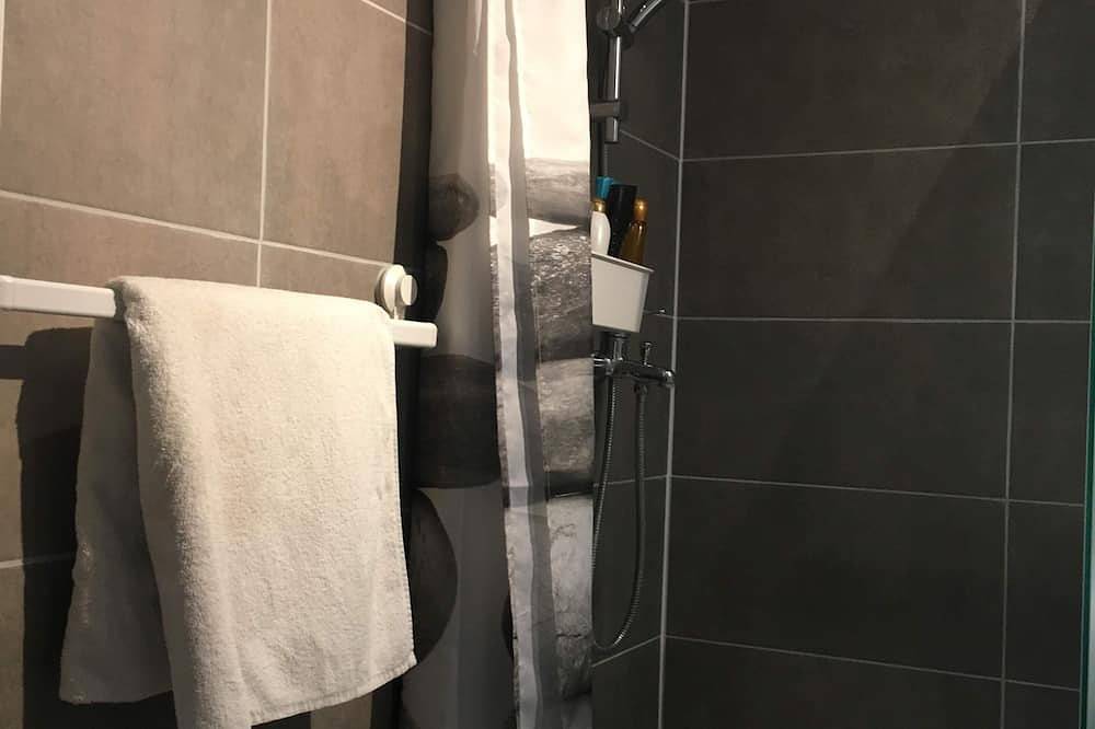 Appartamento intero, Grazioso appartamento con cortile vicino al centro città in Saint-Josse-ten-Noode, Brussel e dintorni