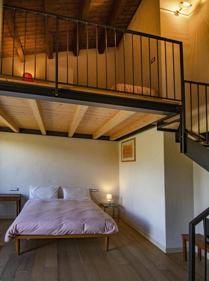 Location de vacances pour 2 personnes, avec jardin ainsi que piscine et vue à Penne - 2