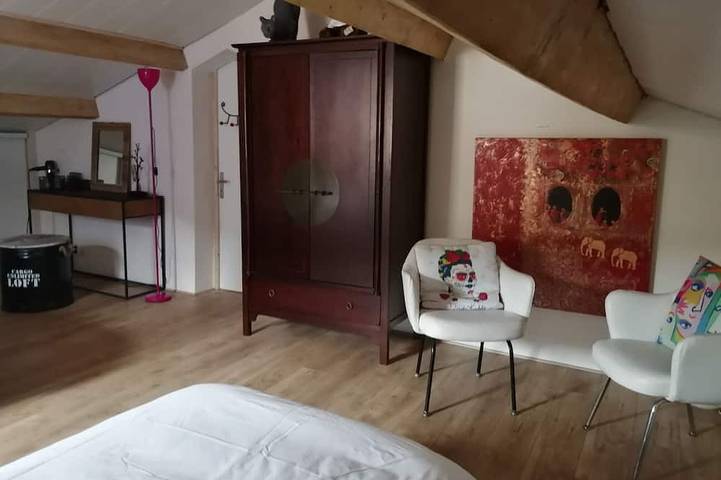 Location de vacances pour 6 personnes, avec terrasse ainsi que jardin et piscine à Bosc - 4