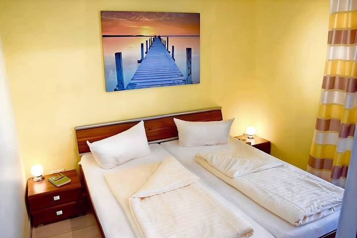 Ferienhaus für 8 Personen, mit Sauna und Garten an der Müritz - 3