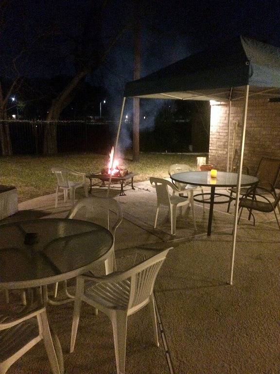 Holiday rental for 3 people, with terrace and garden in Houston