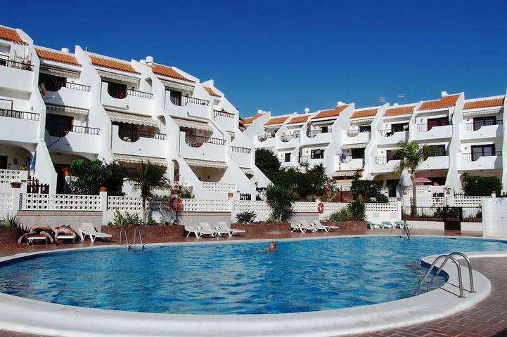 Ferienwohnung für 6 Personen, mit Balkon und Pool - 1