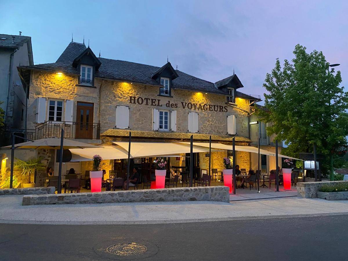 Hotel Des Voyageurs in Le Rouget, Région d'Aurillac