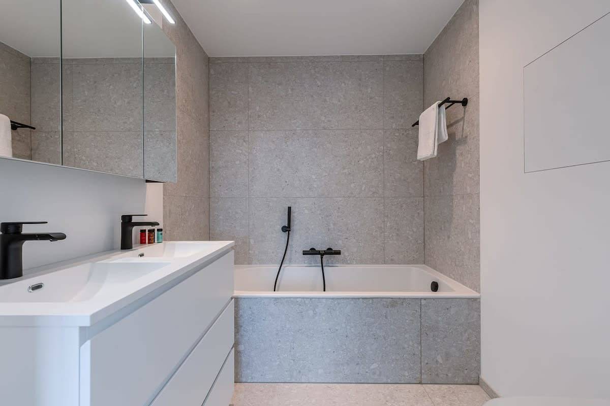 Ganze Wohnung, Ferienwohnung für 4 Personen mit Balkon/Terrasse in Le Zoute, Knokke-Heist
