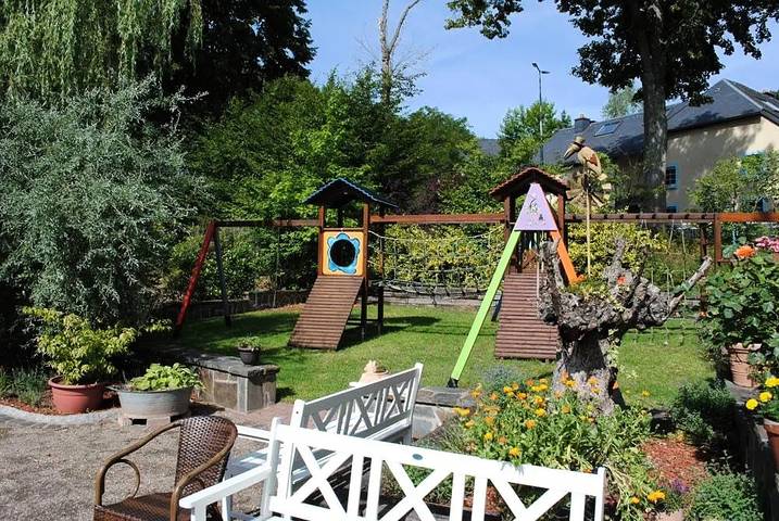 Camping für 8 Personen in der Eifel