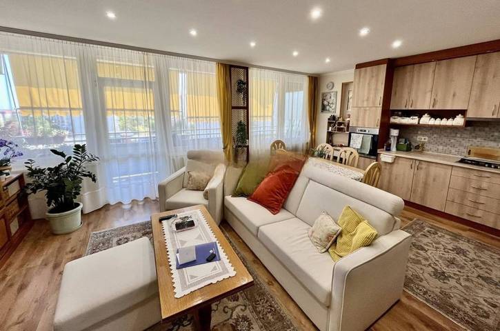 Ganze Wohnung, Petőfi Downtown Apartment – Stilvoller Komfort im Herzen von Kecskemét in Ketschkemet, Kecskeméti járás