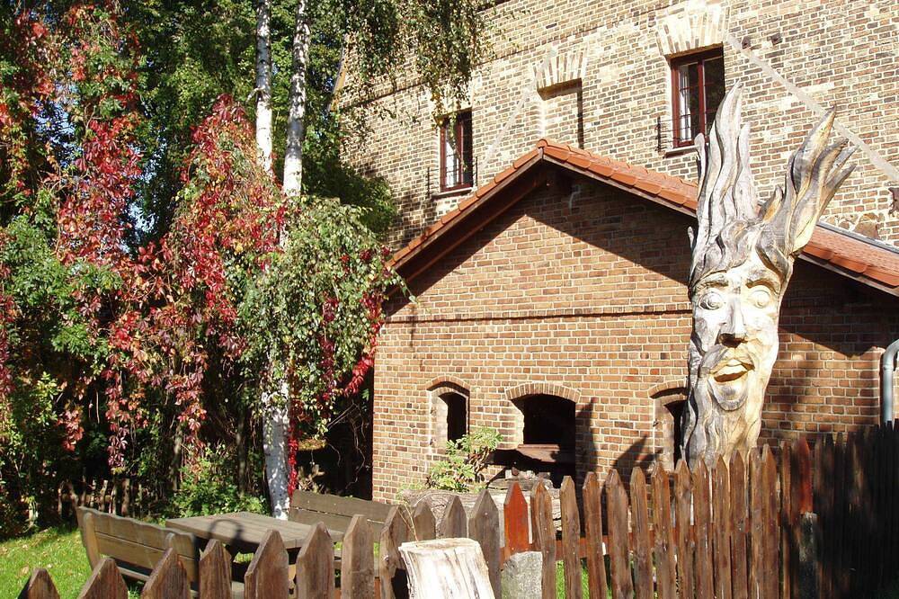 Ganze Wohnung, Ferienwohnung Alte Mühle - Ferienwohnung C in Senftenberger See, Senftenberg