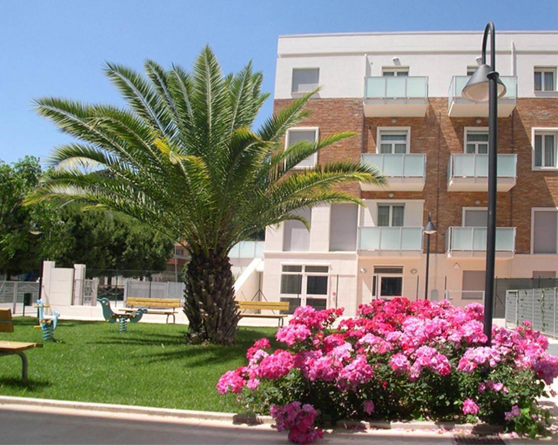 Residence I Delfini in Cupra Marittima, Riviera delle Palme