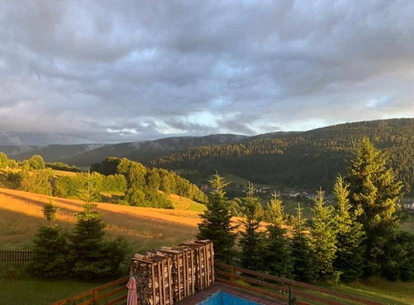 Ganze Wohnung, Morgensonne in Breitenbrunn / Erzgebirge, Erzgebirge