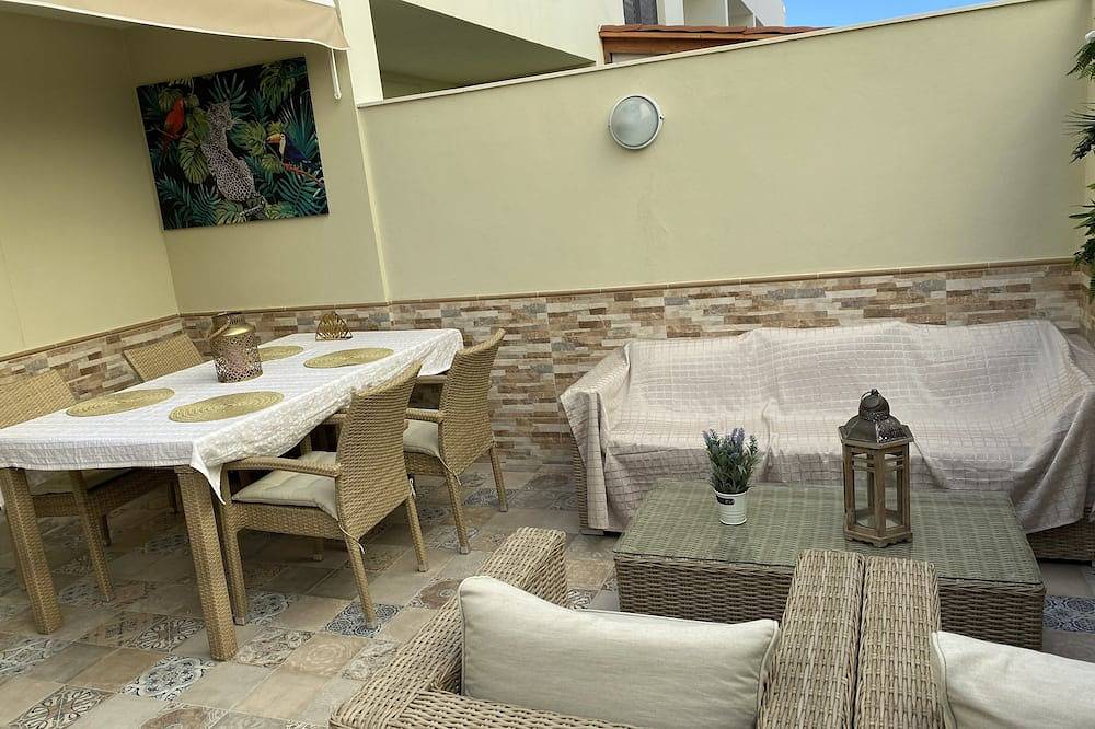 Luxuriöses Stadthaus Oasis Fanabe (3 Schlafzimmer) in Miraverde, Adeje