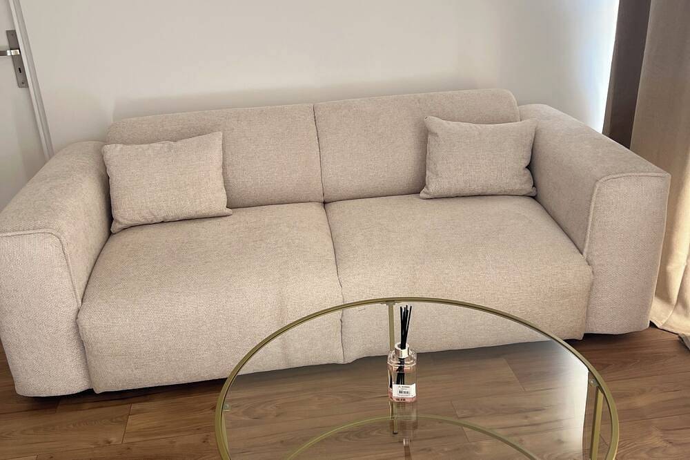 Apartamento entero, Renovated apartment just outside Paris in Villeneuve-la-Garenne, Altos del Sena