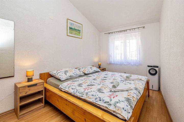 Entire apartment, Apartment Stara Baška with sea view in Punat, Krk